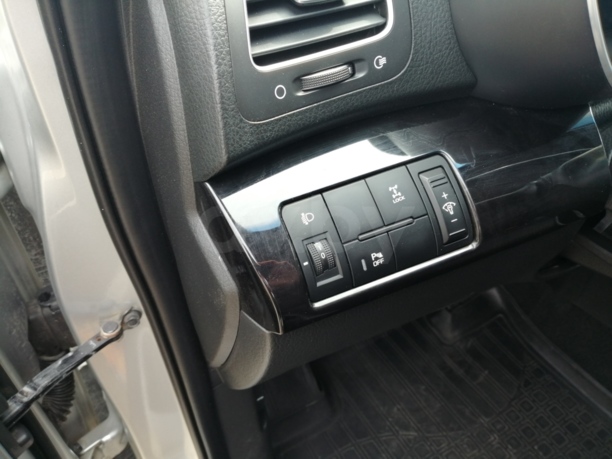Kia Sorento II · Рестайлинг, 5 мест, 2012 г.