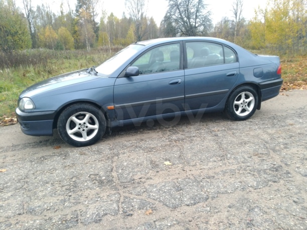 Toyota Avensis I (T220), 1999 г.