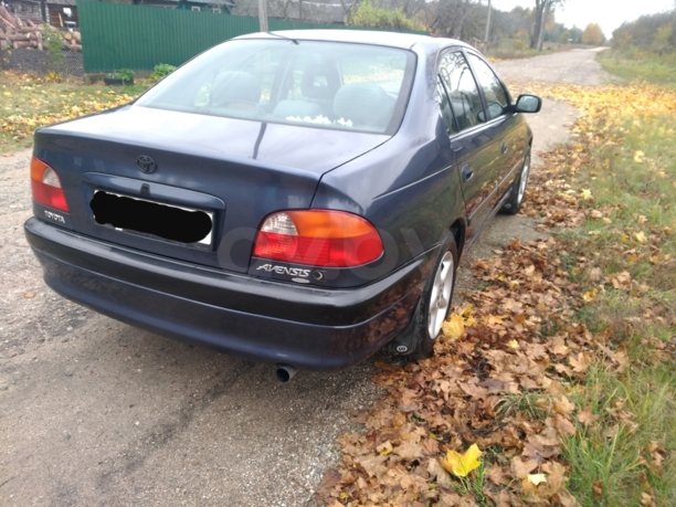 Toyota Avensis I (T220), 1999 г.