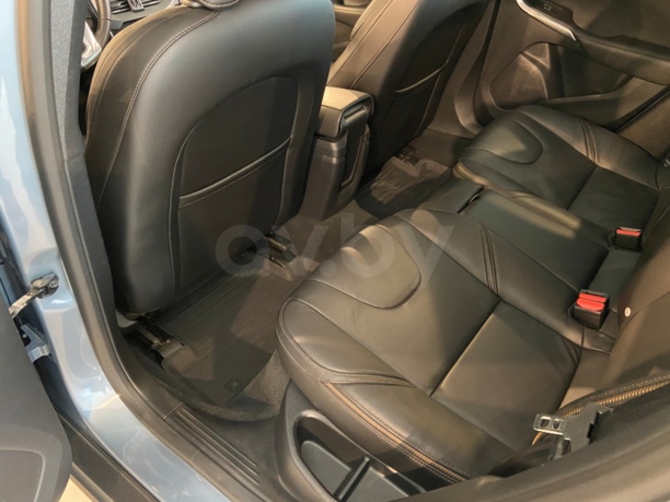 Volvo V40 II · Рестайлинг, 2017 г.