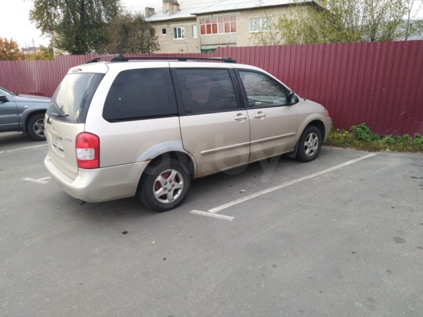 Mazda MPV II, 2001 г.