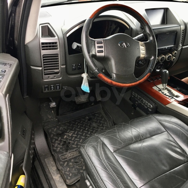 Infiniti QX56 I, 7 мест, 2004 г.