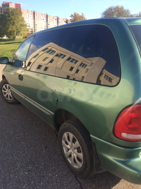 Dodge Caravan III, 7 мест, 1998 г.