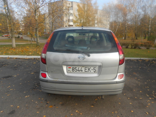 Nissan Almera Tino, 2000 г.