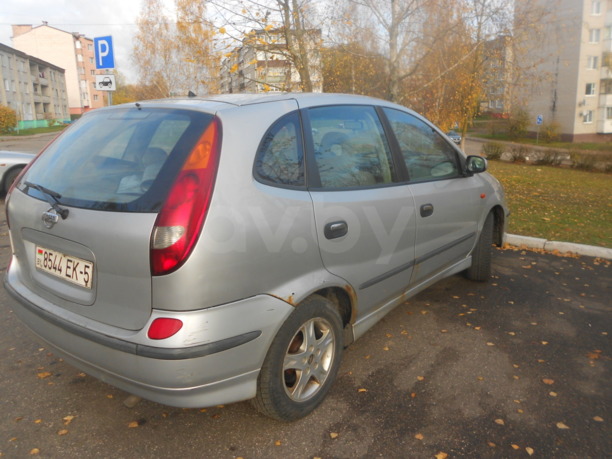 Nissan Almera Tino, 2000 г.
