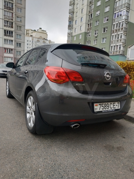 Opel Astra J, 2011 г.