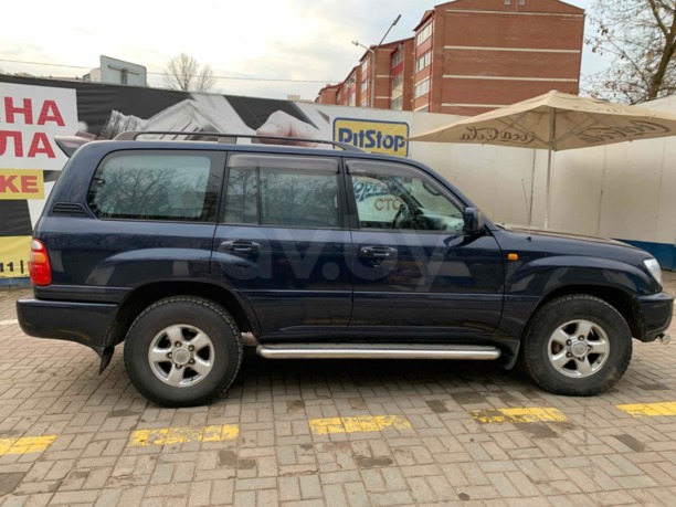 Toyota Land Cruiser J100, 5 мест, 1999 г.