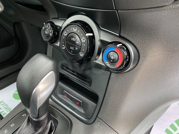 Ford Fiesta VI · Рестайлинг, 2015 г.