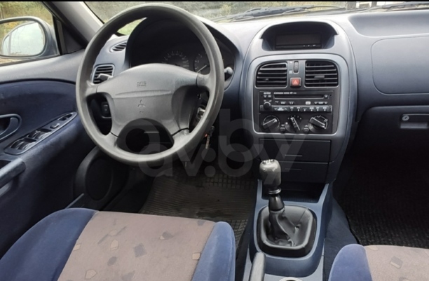 Mitsubishi Carisma I · Рестайлинг, 2000 г.