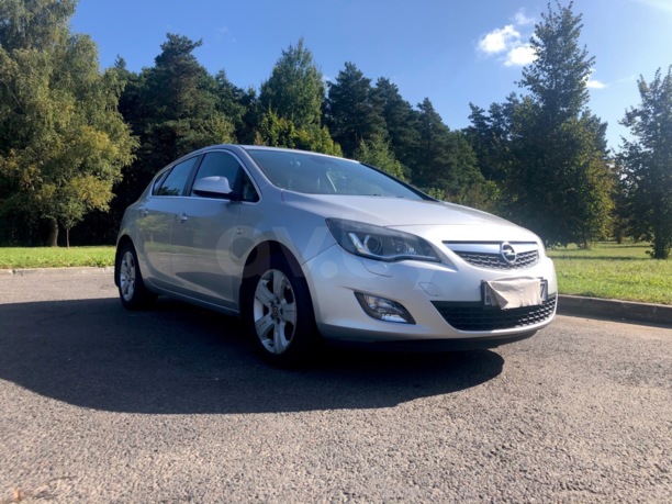 Opel Astra J, 2010 г.