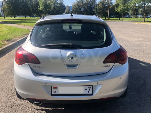 Opel Astra J, 2010 г.
