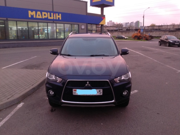 Mitsubishi Outlander XL · Рестайлинг, 2010 г.