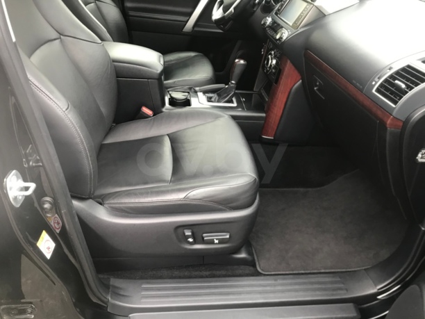 Toyota Land Cruiser Prado J150 · Рестайлинг, 5 мест, 2014 г.