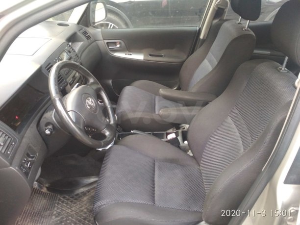 Toyota Corolla Verso II (E121), 5 мест, 2004 г.