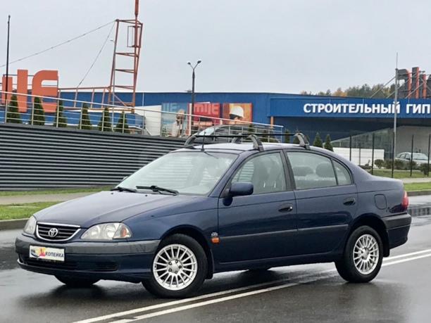Toyota Avensis I (T220) · Рестайлинг, 2002 г.