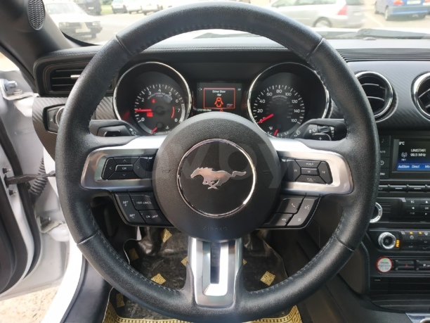 Ford Mustang VI, 2017 г.