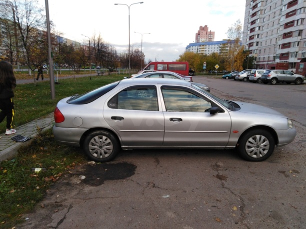 Ford Mondeo II, 1996 г.