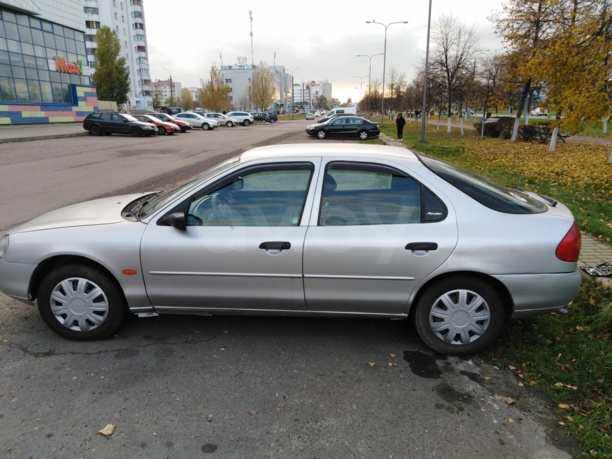 Ford Mondeo II, 1996 г.