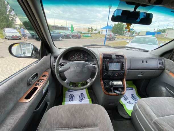Kia Carnival I · Рестайлинг, 2003 г.