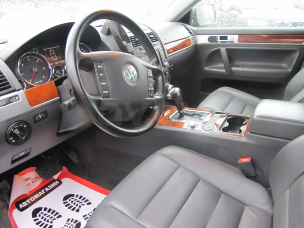 Volkswagen Touareg I, 2004 г.
