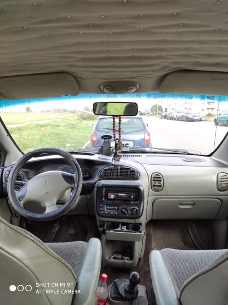 Chrysler Voyager III, 7 мест, 1997 г.
