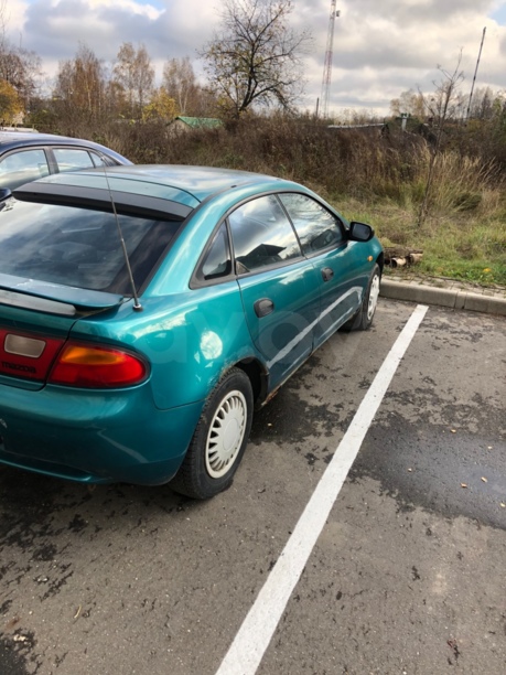 Mazda 323F, 1995 г.