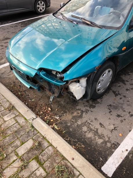Mazda 323F, 1995 г.