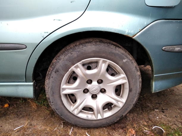 Nissan Almera Tino, 2001 г.