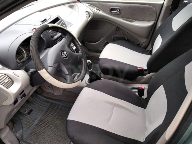 Nissan Almera Tino, 2001 г.