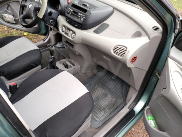 Nissan Almera Tino, 2001 г.