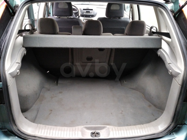 Nissan Almera Tino, 2001 г.