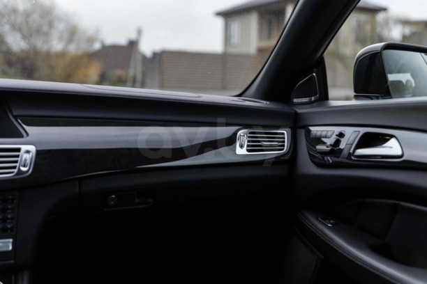 Mercedes-Benz CLS C218, X218, 2011 г.