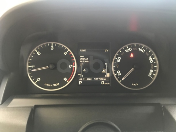 Land Rover Discovery IV · Рестайлинг, 5 мест, 2014 г.