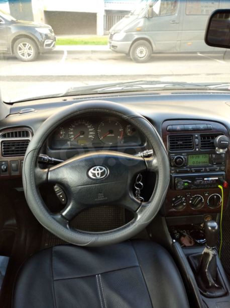 Toyota Avensis I (T220) · Рестайлинг, 2001 г.