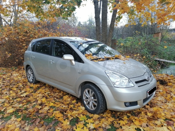 Toyota Corolla Verso III (AR10), 7 мест, 2004 г.
