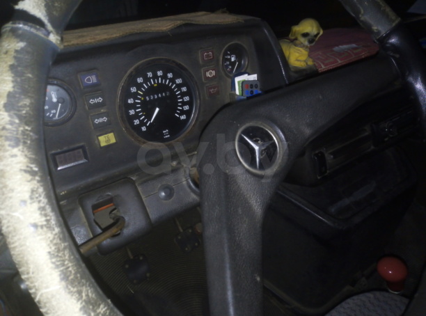 Mercedes-Benz T1 (207D-410D) Автобус, 1990 г.