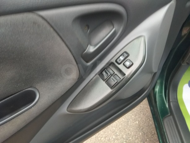 Toyota Yaris I (P1), 2001 г.