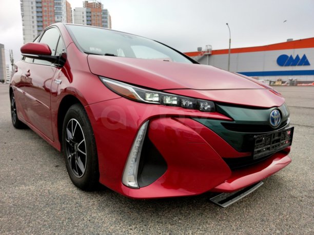 Toyota Prius Prime, 2016 г.