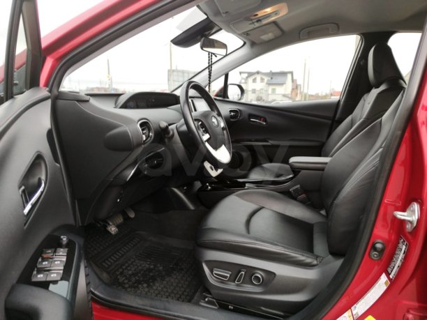 Toyota Prius Prime, 2016 г.