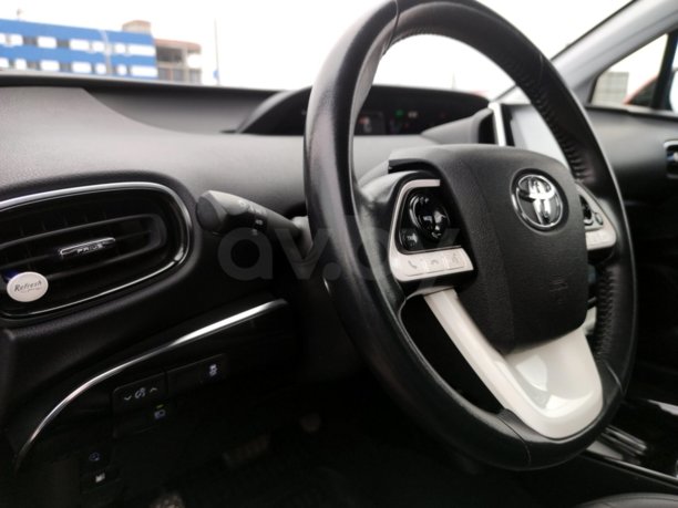 Toyota Prius Prime, 2016 г.