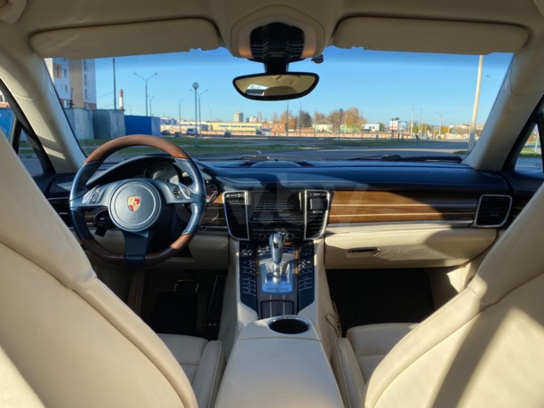 Porsche Panamera 970, 2012 г.