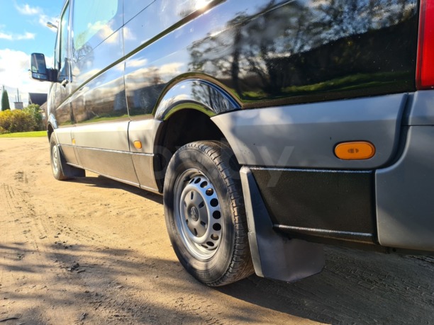 Volkswagen Crafter 2.5 TDI 8+1, 2007 г.