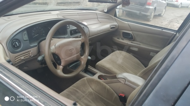 Ford Taurus II, 1995 г.