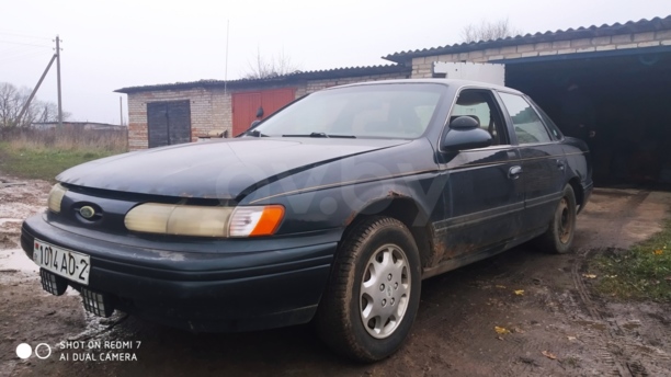 Ford Taurus II, 1995 г.
