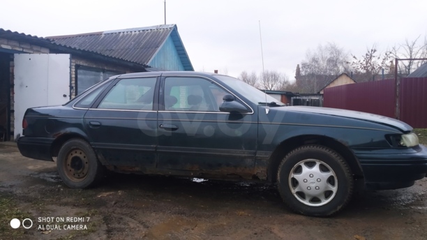Ford Taurus II, 1995 г.