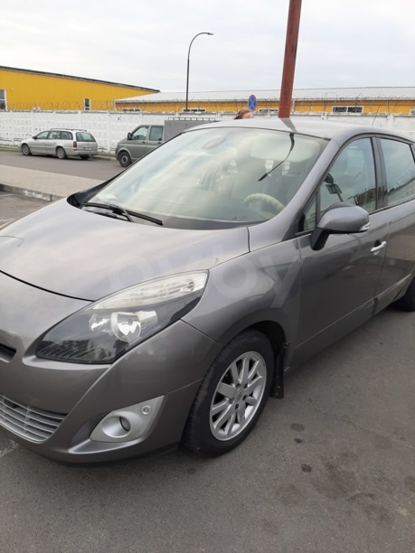 Renault Grand Scenic III, 7 мест, 2009 г.