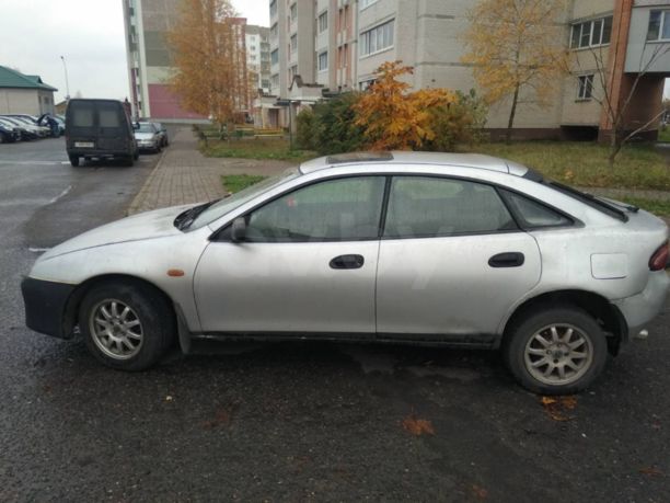 Mazda 323F, 1995 г.