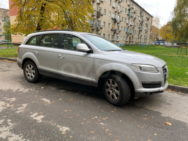 Audi Q7 4L, 5 мест, 2007 г.