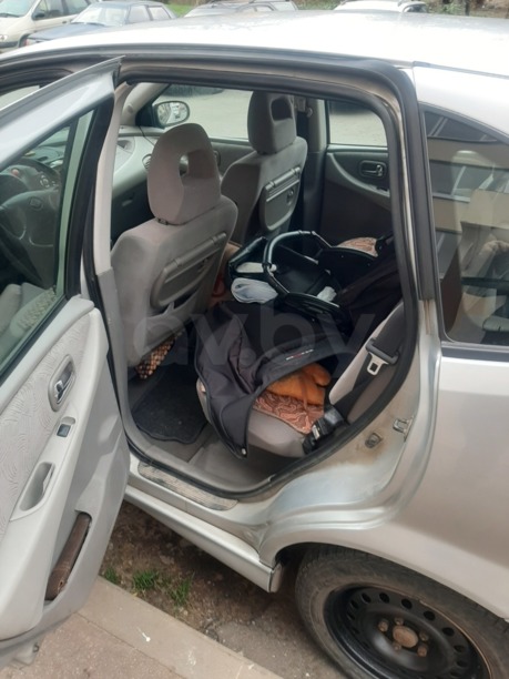 Nissan Almera Tino, 2001 г.