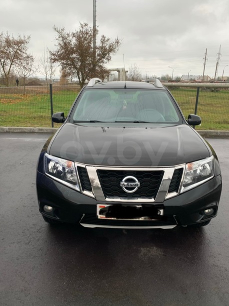 Nissan Terrano V, 5 мест, 2014 г.